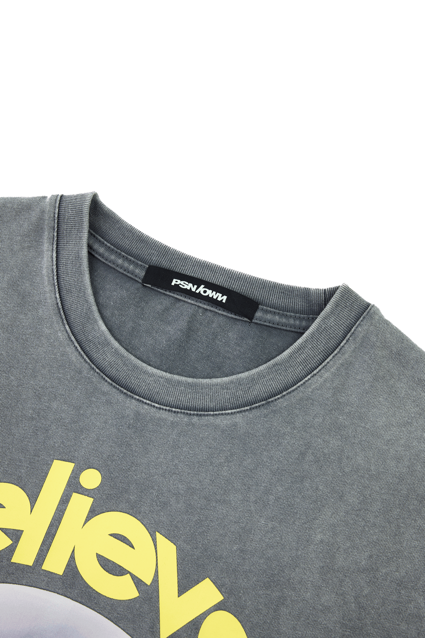 BELIEVE Alien Face Tee